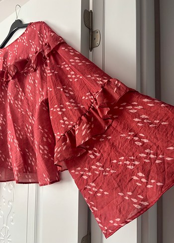 Kırmızı Fırfırlı V Yaka Uzun Kollu Bluz - Görsel 7