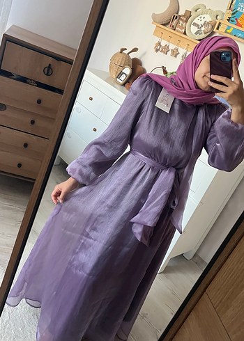 Birgül Bektaş mor uzun tesettür abiye elbise - Görsel 11