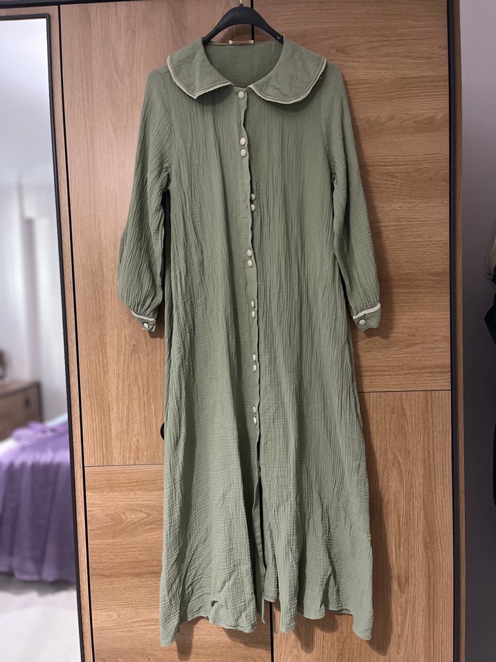 Düğmeli Uzun Kollu müslin Elbise - Görsel 2