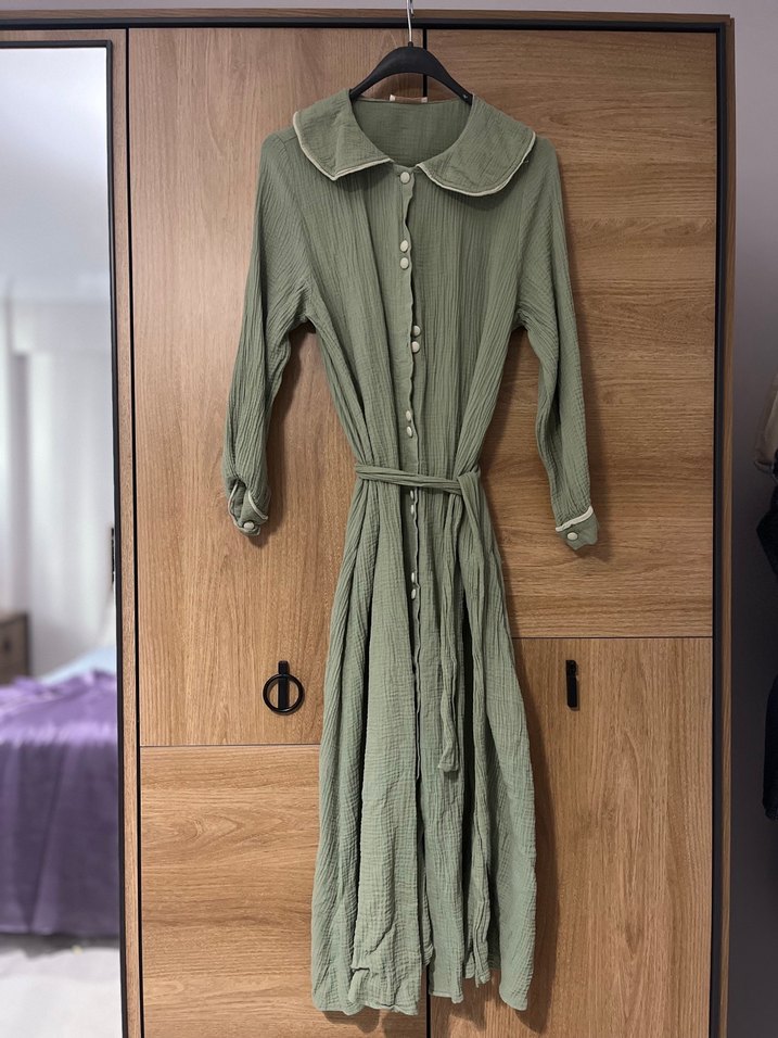 Düğmeli Uzun Kollu müslin Elbise - Görsel 3