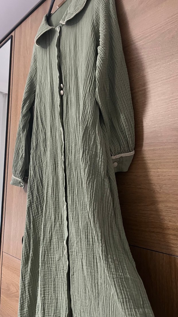 Düğmeli Uzun Kollu müslin Elbise - Görsel 5