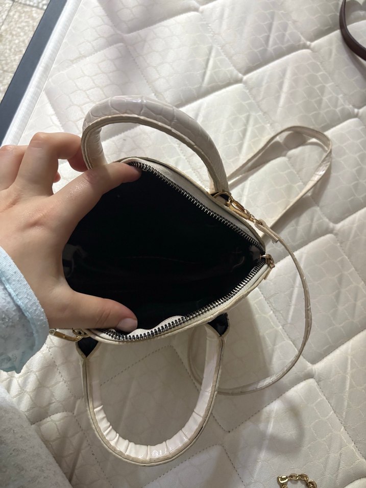 Beyaz Yılan Desenli Deri Kadın Çanta - Görsel 2