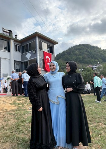 Mavi Uzun Kollu Drapeli Tesettür Abiye - Görsel 11