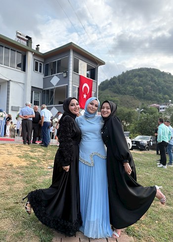 Mavi Uzun Kollu Drapeli Tesettür Abiye - Görsel 12