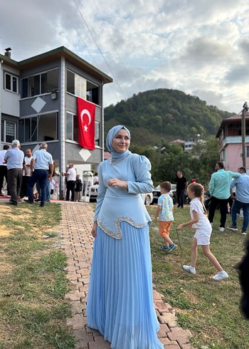 Mavi Uzun Kollu Drapeli Tesettür Abiye - Görsel 6