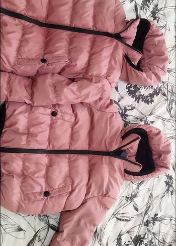 Kız Çocuk Düğmeli Pembe Kapüşonlu Mont