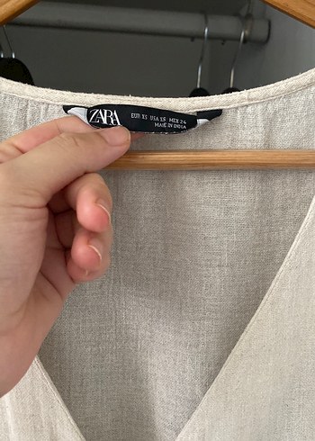 Zara Düğmeli V Yaka Bohem Keten Gömlek
