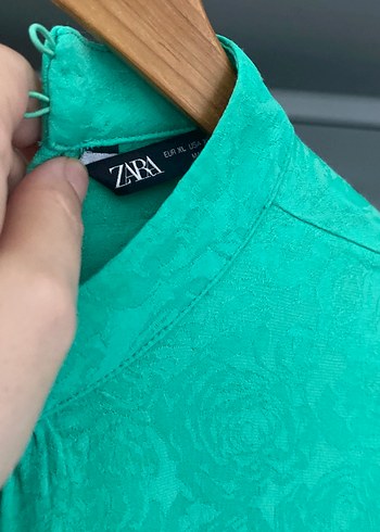 Zara Yeşil Parlak Bohem Kadın Bluz