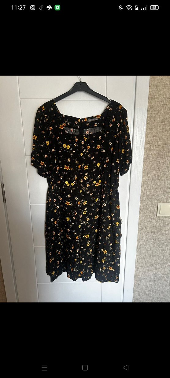 Çiçek Desenli Siyah Kadın Mini Tulum - Görsel 2