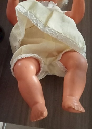 Beyaz ve Desenli Elbiseli Bebekler - Görsel 5