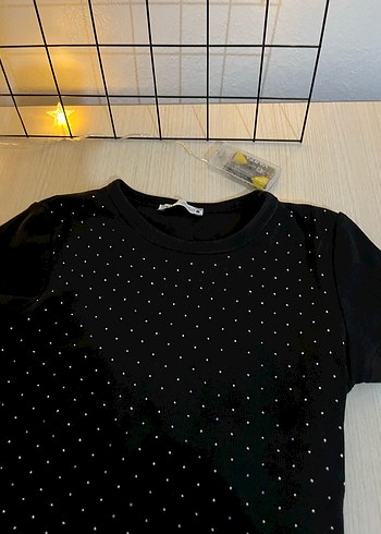 Taşlı crop tişört - Görsel 2