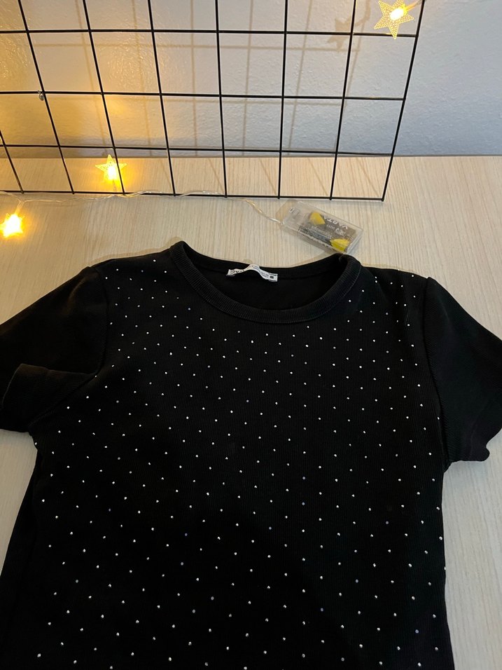 Taşlı crop tişört - Görsel 3