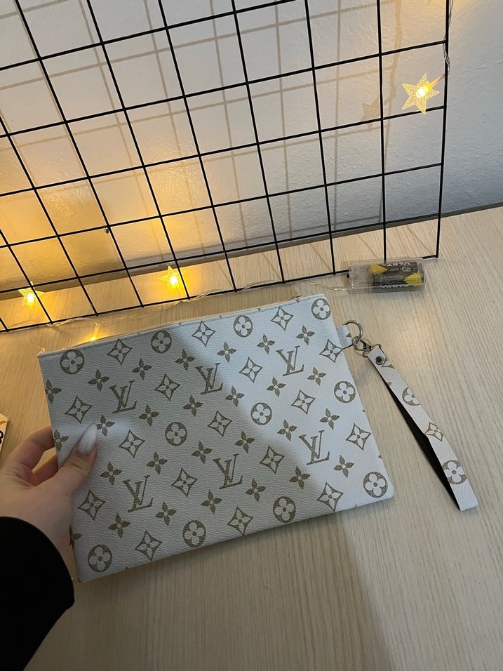 Beyaz Desenli Deri Kadın Portföy Çanta - Görsel 2