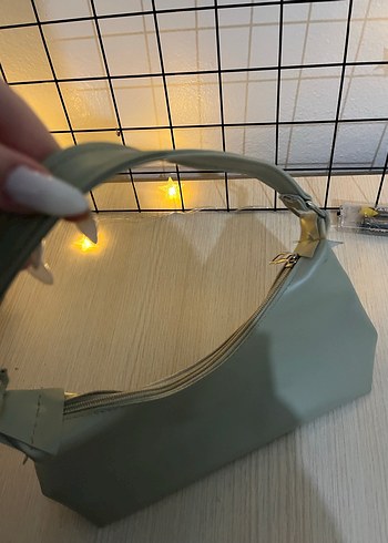 Minimalist Tasarımlı yeşil Deri Kadın Çanta - Görsel 2