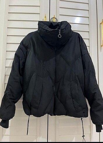 Bershka Mont