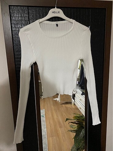 Taş detaylı bluz