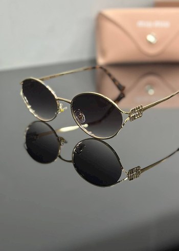 Miu Siyah Leopar Detaylı Gözlük