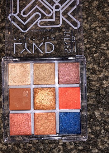 LYKD Çok Renkli Göz Farı Paleti - Görsel 3