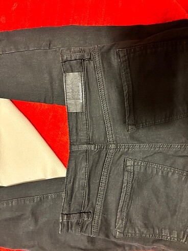 34 Beden Stradivarius jean