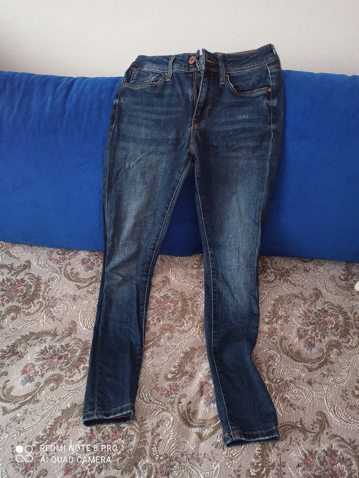 Kadın mavi renkli - Görsel 3