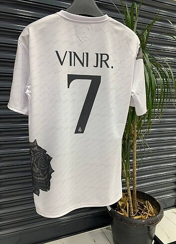 l/xl Beden Real Madrid Vini Jr Forma 