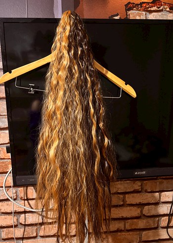 Uzun Dalgalı sarı kumral toka peruk - Görsel 3