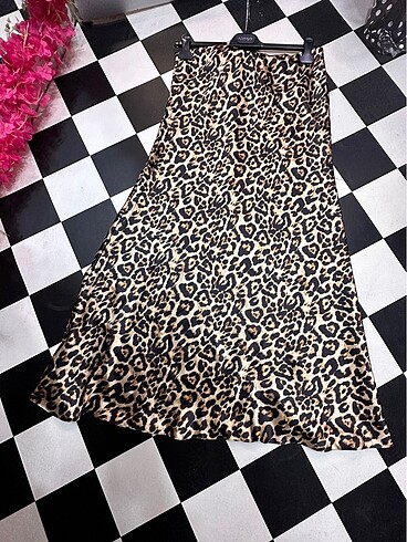 Saten Leopar Etek