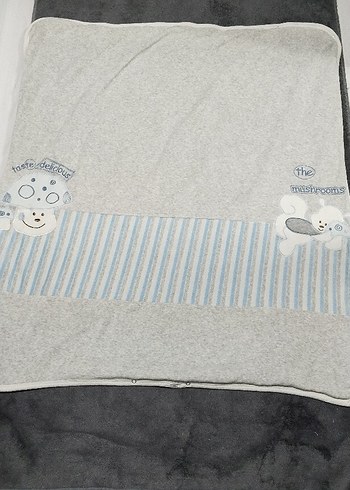 Gri Nakışlı Çocuk Battaniyesi - Görsel 2