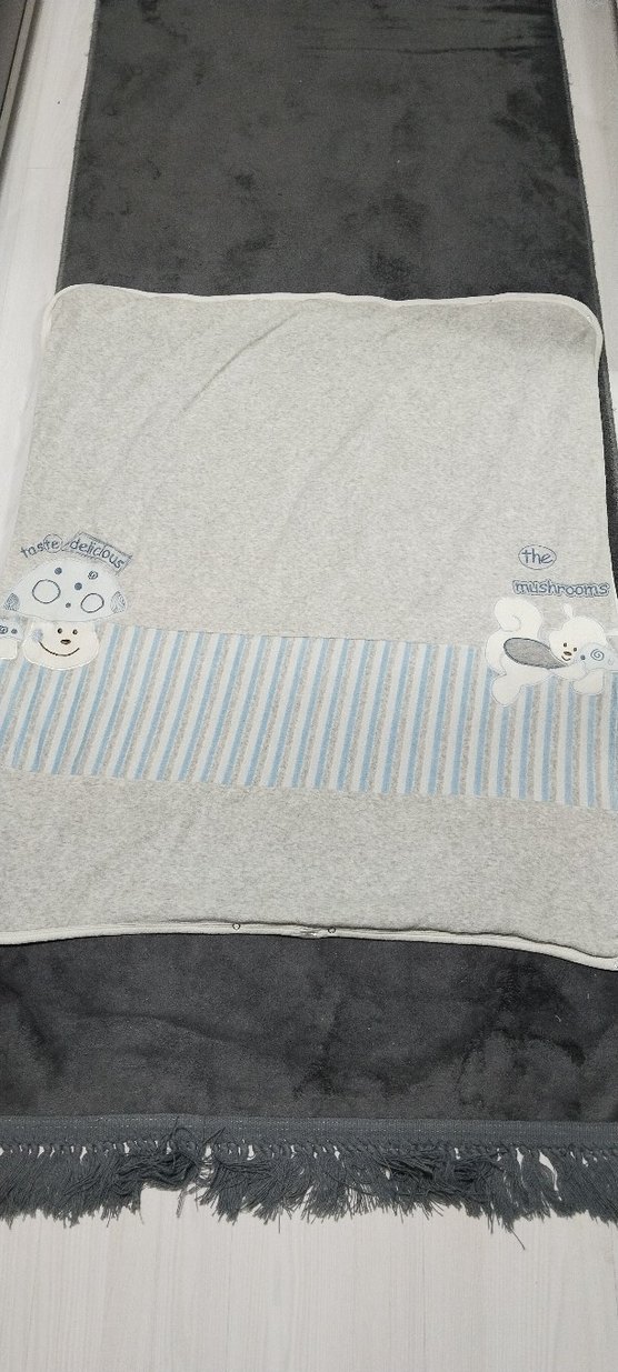 Gri Nakışlı Çocuk Battaniyesi - Görsel 2