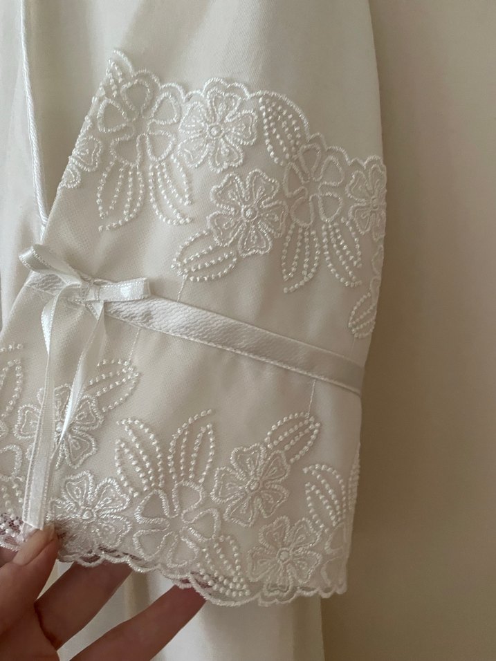 Nakışlı Bohem Uzun Beyaz Kadın Sabahlık - Görsel 5