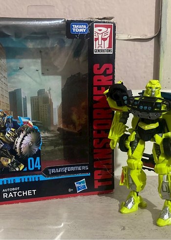 TRANSFORMERS SS04 RATCHET