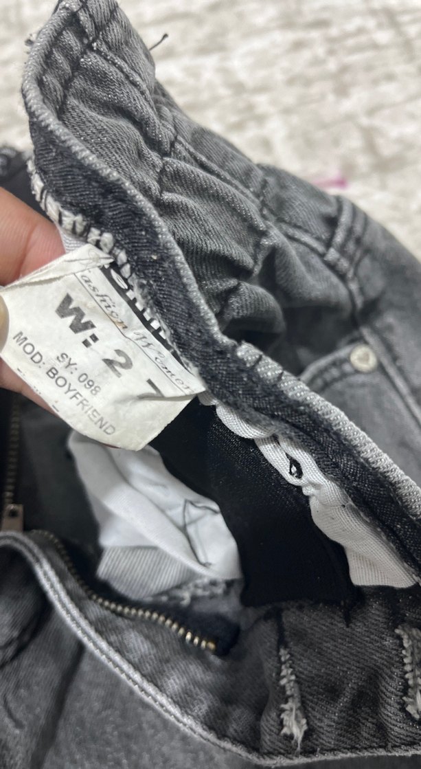 Gri Bol Kesim Kadın Kot Pantolon - Görsel 3