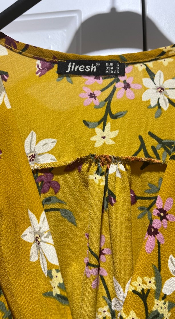 Sarı Çiçek Desenli Bohem Kısa Bluz - Görsel 2