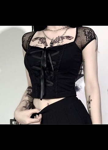gothic crop