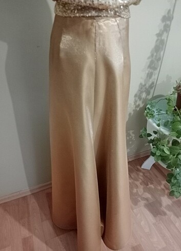 38 Beden altın Renk Gold renk saten etek,bluz takim 38 beden