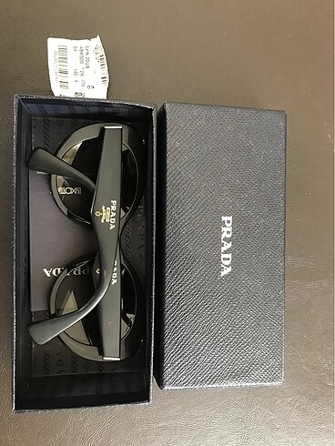 PRADA GÖZLÜK