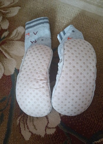 Gri Nakışlı Erkek Çorapları - Görsel 2