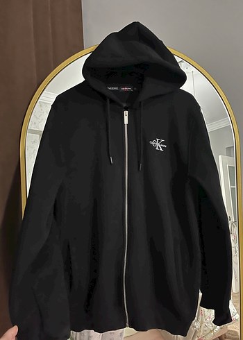 Siyah Kapüşonlu Fermuarlı ck hırka - Görsel 2