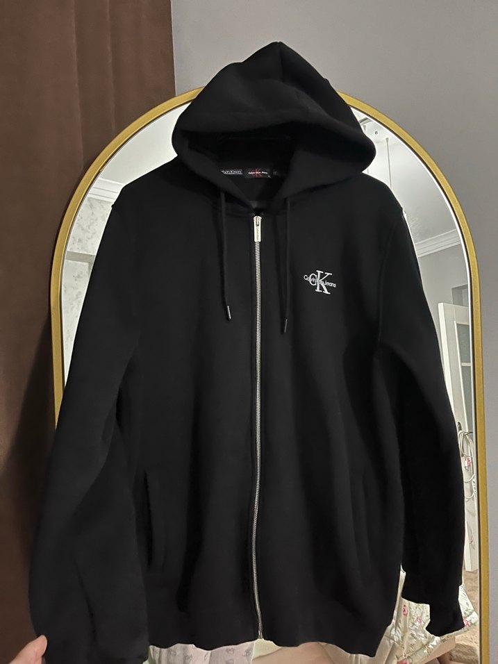 Siyah Kapüşonlu Fermuarlı ck hırka - Görsel 2