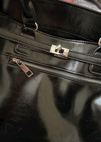 Siyah Deri Tokalı Kadın Çanta Stradivarus - Görsel 4