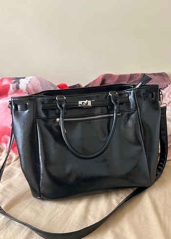 Siyah Deri Tokalı Kadın Çanta Stradivarus - Görsel 2