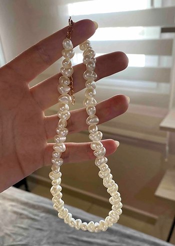 Beyaz Boncuklu Minimalist Midi Kolye - Görsel 3