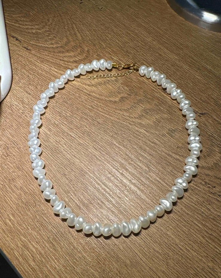 Beyaz Boncuklu Minimalist Midi Kolye - Görsel 2