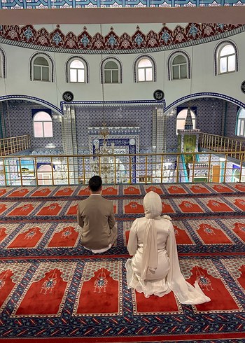 Drapeli Uzun Beyaz Tesettür Söz Abiye - Görsel 2