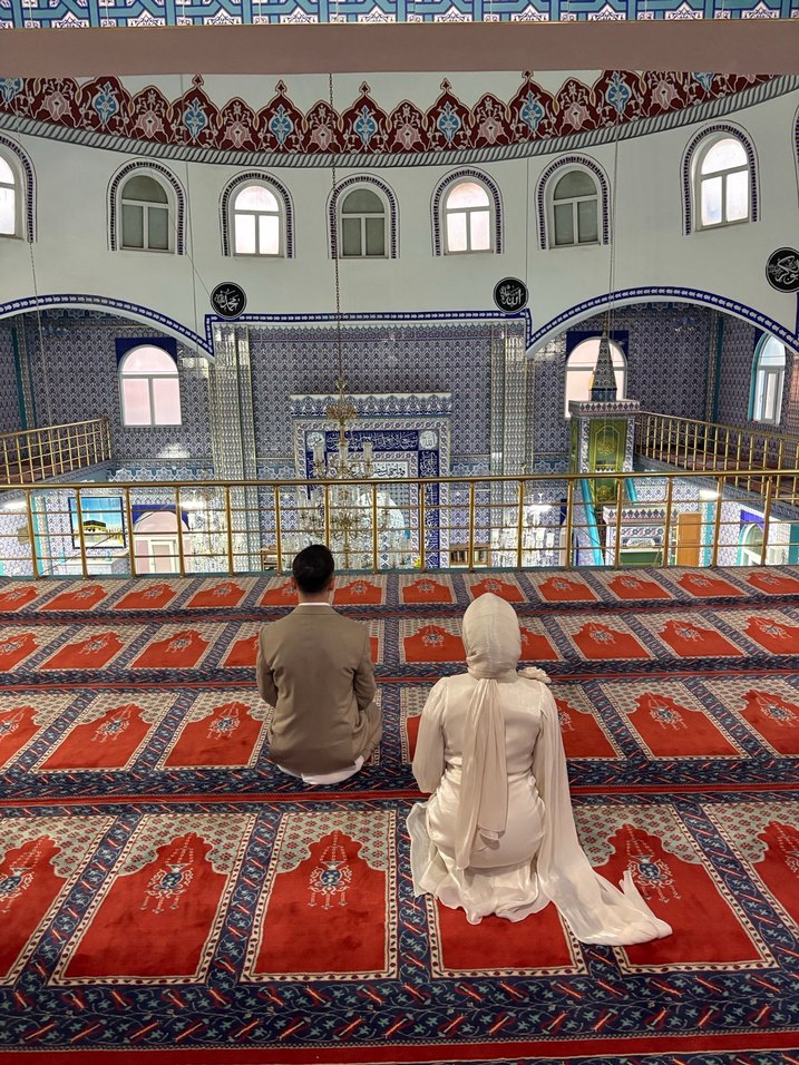 Drapeli Uzun Beyaz Tesettür Söz Abiye - Görsel 2