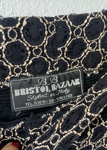 Düğmeli Siyah Mini Şort - Görsel 3