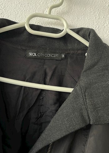 Siyah Fermuarlı Kadın Keten Ceket - Görsel 2