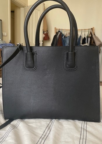 Stradivarius Klasik Siyah Deri Kadın Çanta