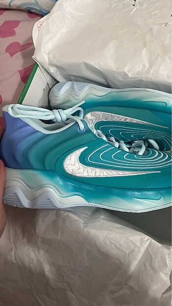 Nike Giannis Immortality 4 (1 beden dar kalıp) 40.5