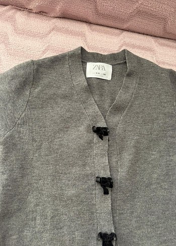 Kız Çocuk Gri Nakışlı Triko Hırka - Görsel 2